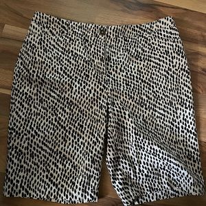 Chico’s Leopard Shorts, Size 1.5 (M/10)